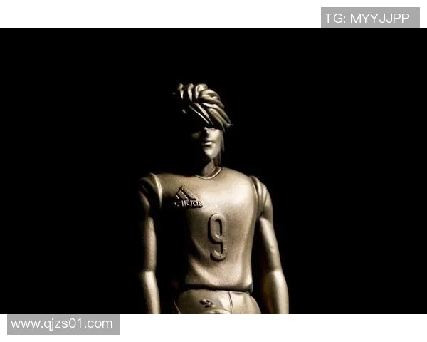 足球明星玩偶首饰品带你体验球场魅力与时尚风潮的完美结合 足球明星玩偶首饰品带你体验球场魅力与时尚风潮的完美结合